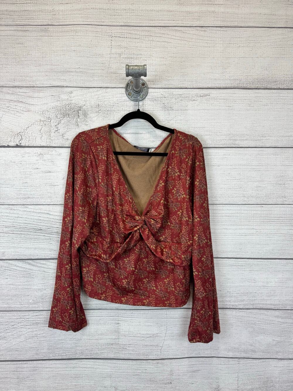 Cider Plus Size Twist Front Floral Long Sleeve Top Size 4XL